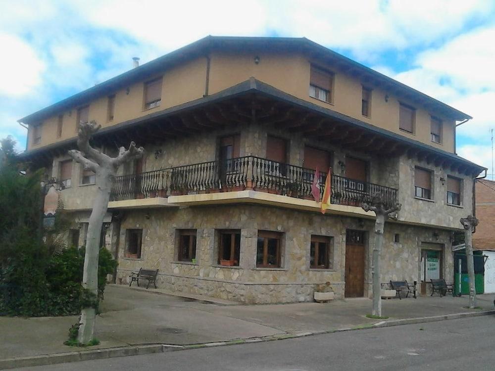 La Casa De La Pradera Hotel Carrizo de la Ribera Exterior foto